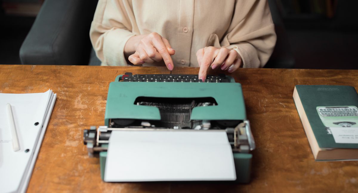 Illustration, Agence ou rédacteur freelance : que choisir pour votre contenu ?